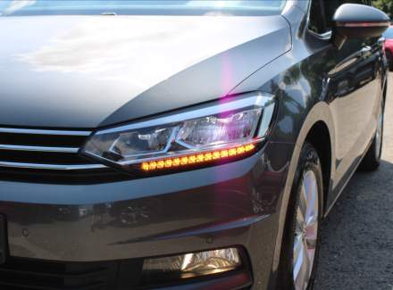 Volkswagen - Touran