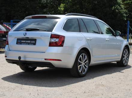 Škoda - Octavia