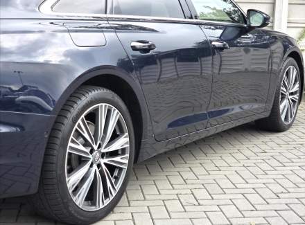 Audi - A6