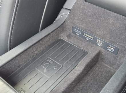 Audi - A6