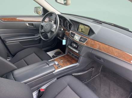 Mercedes-Benz - E-class
