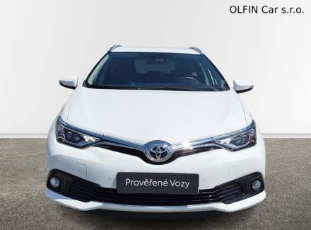 Toyota - Auris
