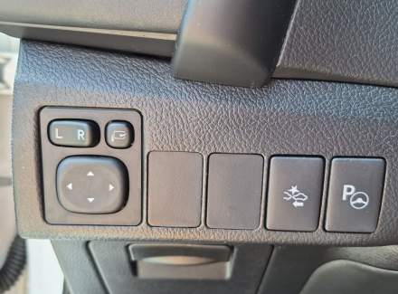Toyota - Auris