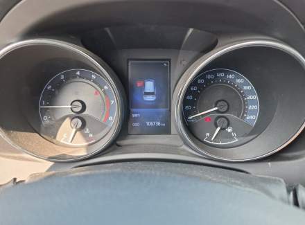 Toyota - Auris