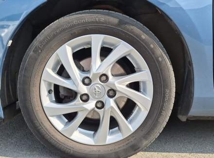 Toyota - Auris