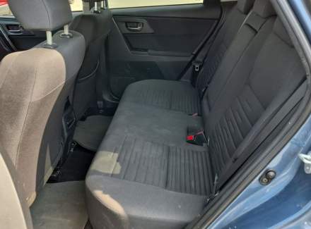 Toyota - Auris