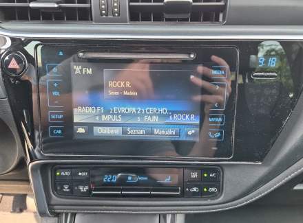Toyota - Auris