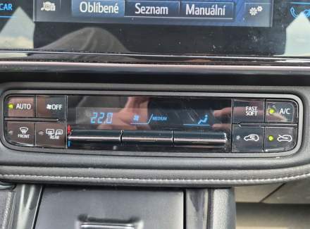 Toyota - Auris