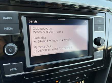 Volkswagen - Passat