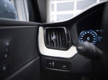 Volvo - XC60