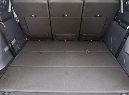 Peugeot - 5008