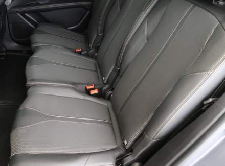 Peugeot - 5008