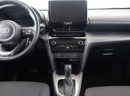Toyota - Yaris Cross