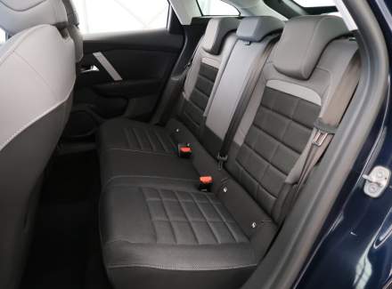 Citroën - C4