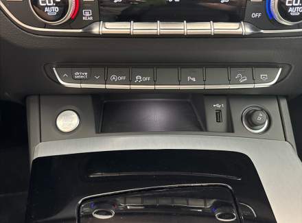 Audi - Q5