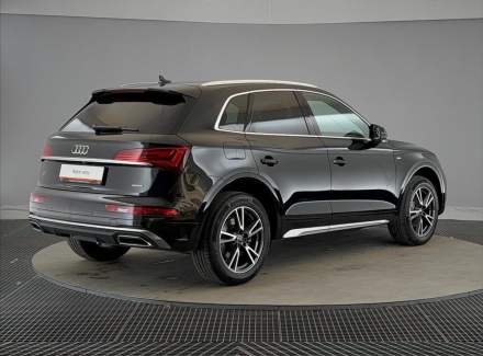 Audi - Q5