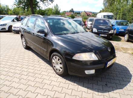 Škoda - Octavia