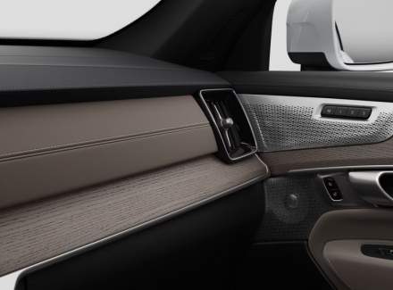 Volvo - XC90