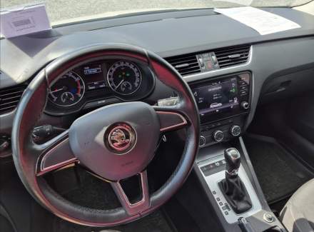 Škoda - Octavia