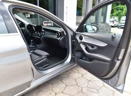 Mercedes-Benz - C-class
