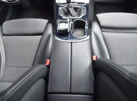 Mercedes-Benz - C-class