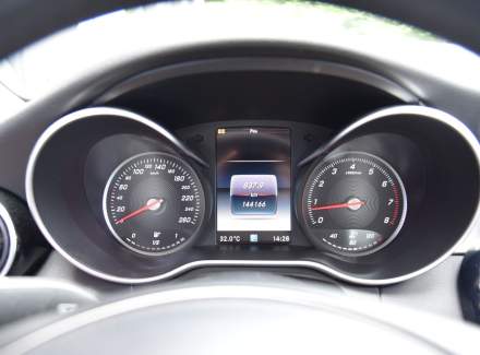 Mercedes-Benz - C-class