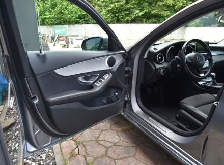 Mercedes-Benz - C-class