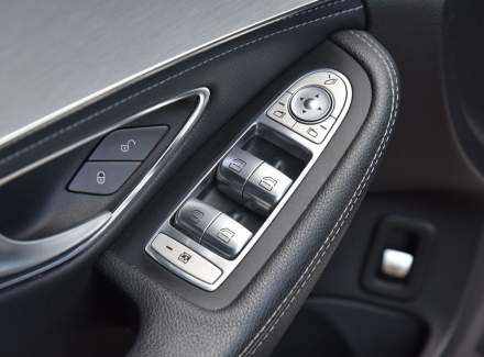 Mercedes-Benz - C-class