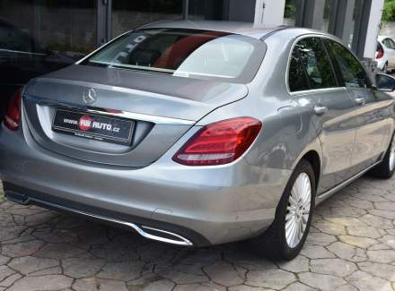 Mercedes-Benz - C-class