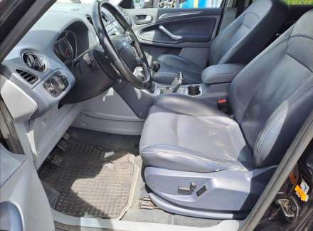 Ford - S-MAX