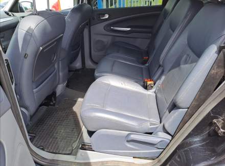 Ford - S-MAX