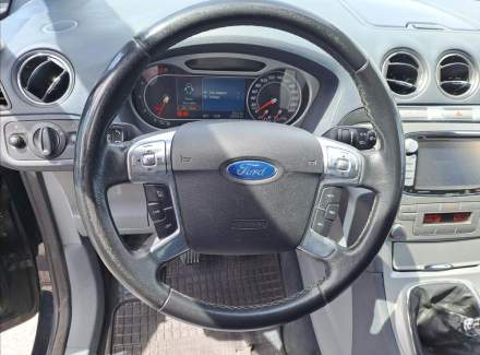 Ford - S-MAX