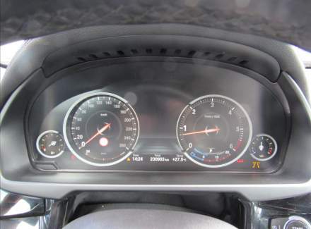BMW - X6