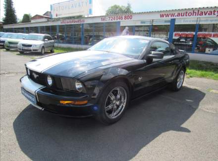 Ford - Mustang