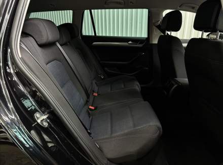 Volkswagen - Passat