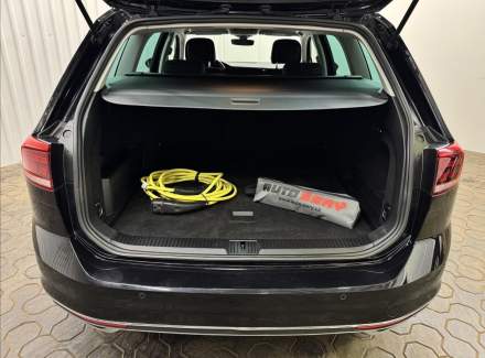 Volkswagen - Passat