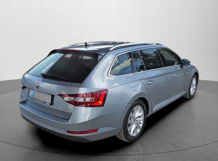 Škoda - Superb
