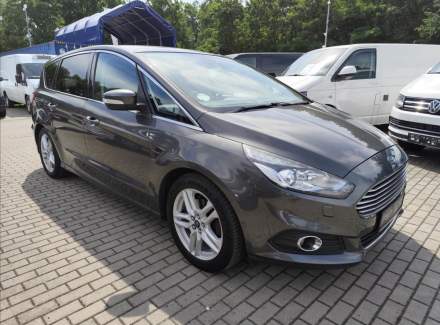 Ford - S-MAX