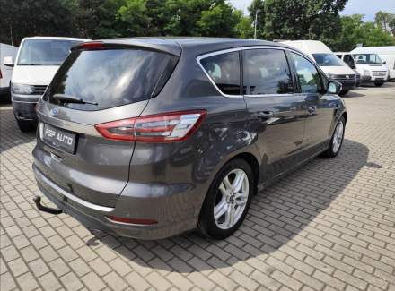 Ford - S-MAX