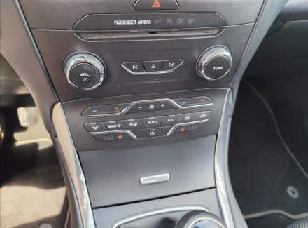 Ford - S-MAX