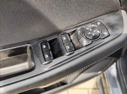 Ford - S-MAX