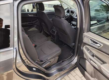 Ford - S-MAX