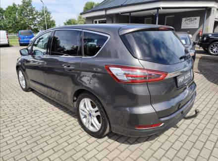 Ford - S-MAX