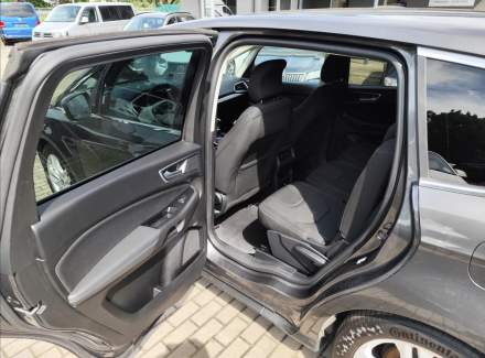 Ford - S-MAX