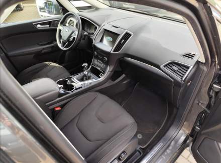 Ford - S-MAX