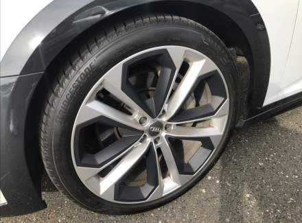 Audi - A6