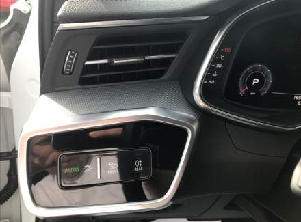 Audi - A6