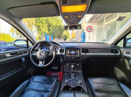 Volkswagen - Touareg