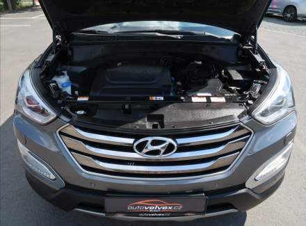 Hyundai - Santa FE