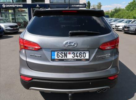 Hyundai - Santa FE